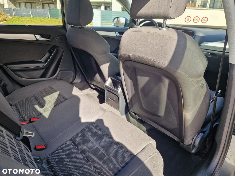 Audi A4 Avant - 10