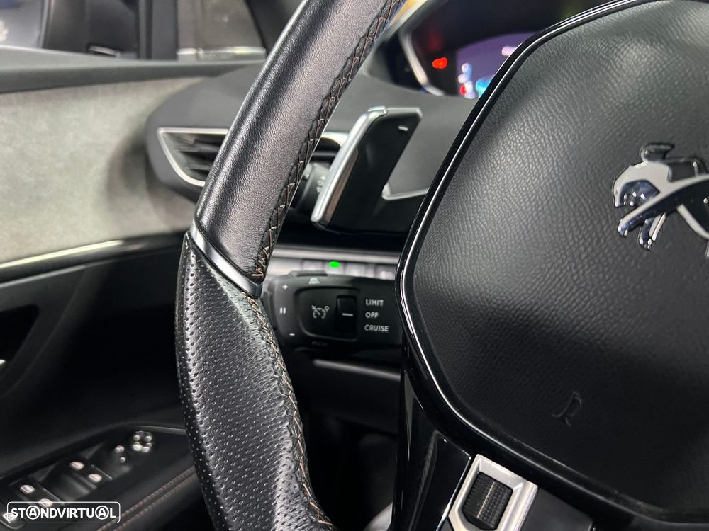 Peugeot 3008 1.6 Hybrid GT Pack e-EAT8 - 19