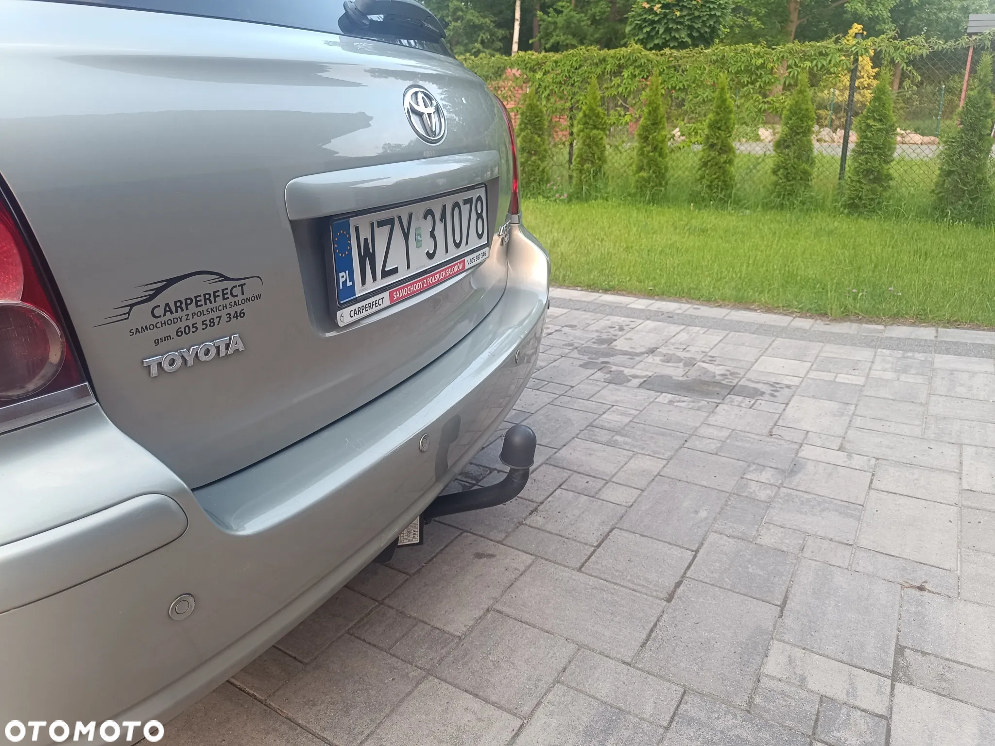 Toyota Avensis 2.0 D-4D Sol+NAVI - 8