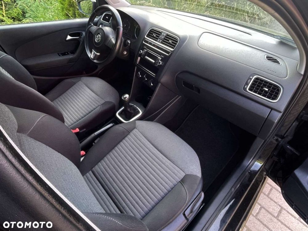 Volkswagen Polo - 14