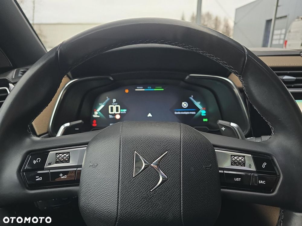 DS Automobiles DS 7 Crossback - 16