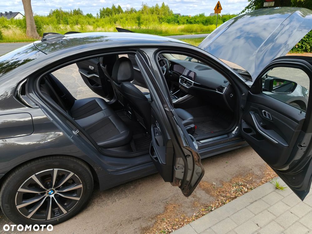BMW Seria 3 320d xDrive - 19