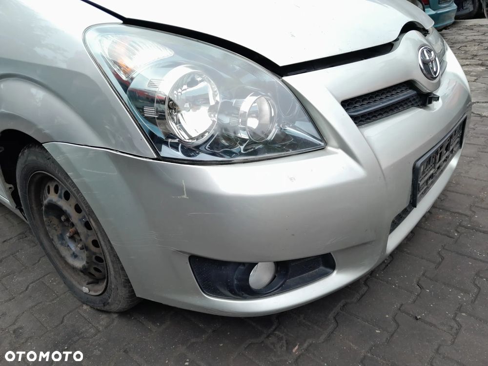 Zderzak przedni TOYOTA Corolla Verso II lift 06-09r. 1C0 - 4