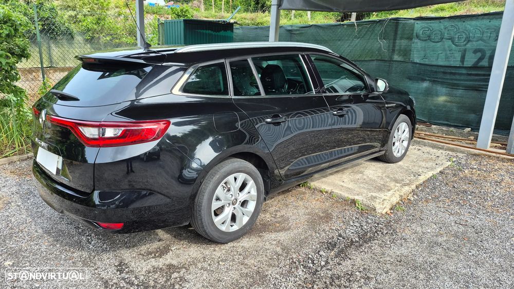 Renault Mégane Sport Tourer 1.5 Blue dCi Bose Edition - 4