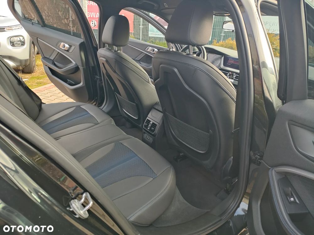 BMW Seria 1 118d Edition M Sport Shadow - 18