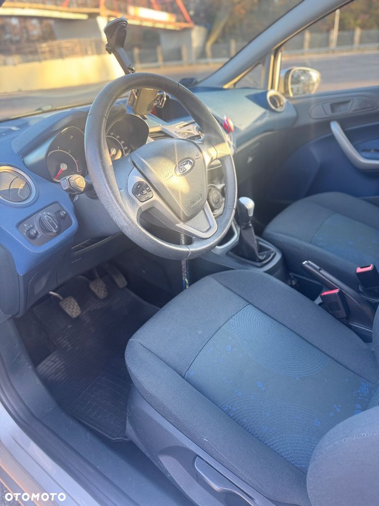 Ford Fiesta - 17