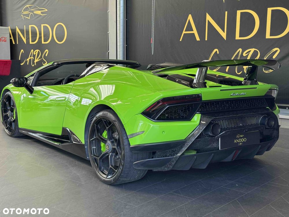 Lamborghini Huracan Performante - 10
