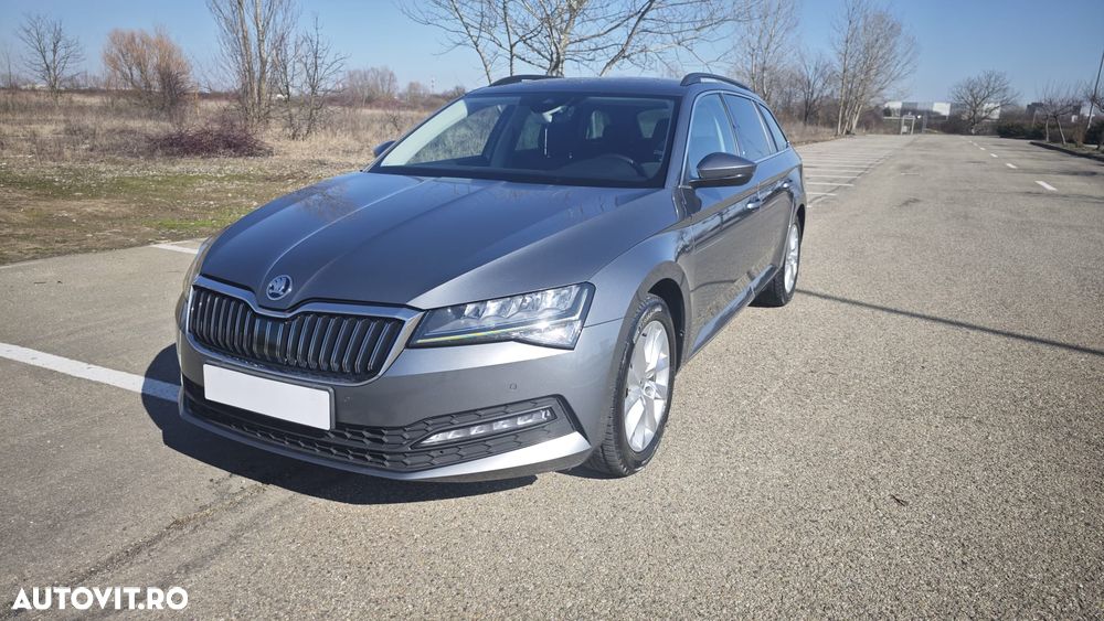 Skoda Superb 2.0 TDI DSG Ambition - 1