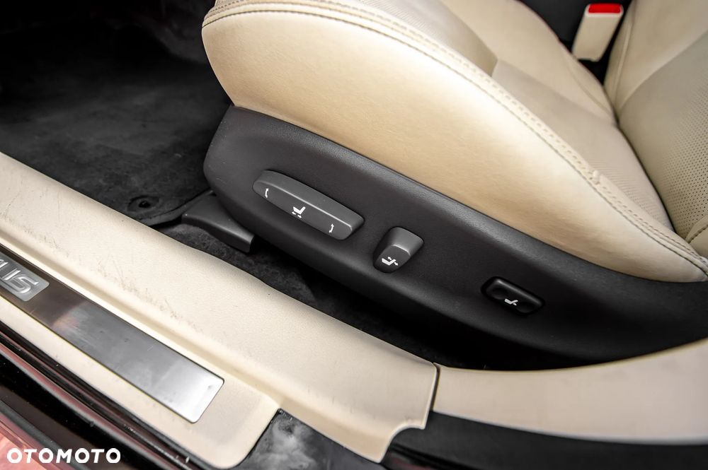 Lexus IS 250 Executive Line - 27