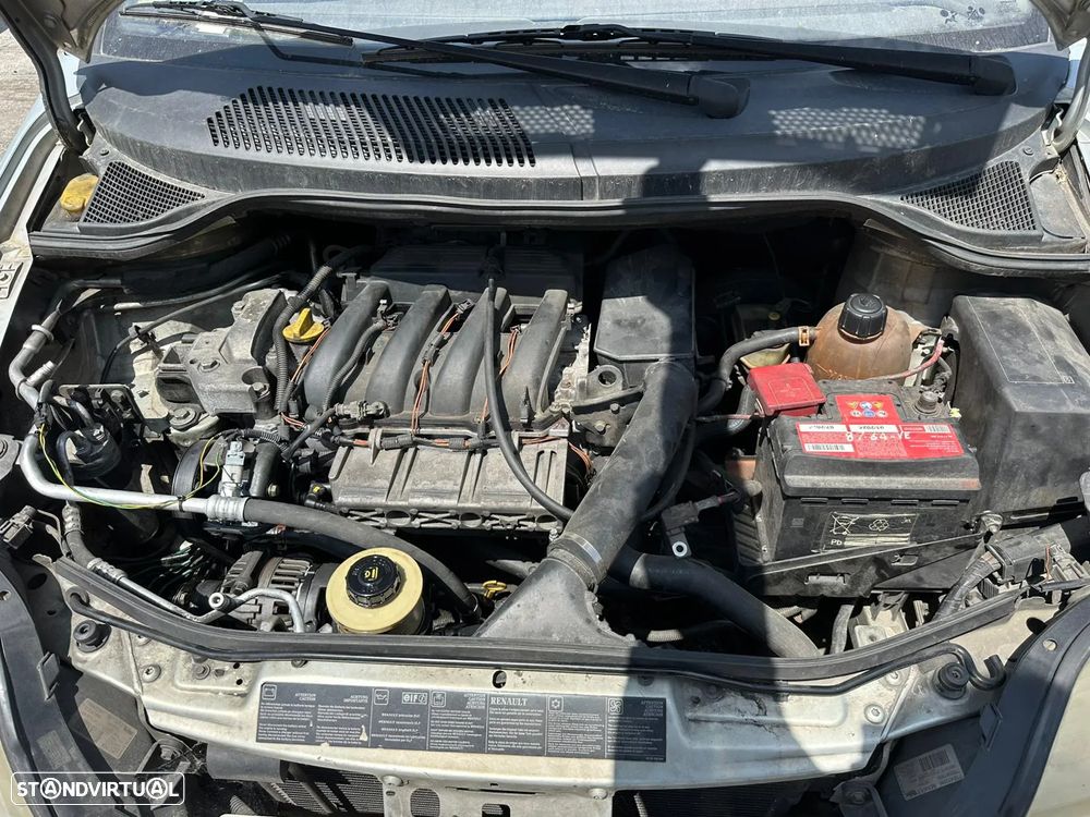 Renault Scenic I 1.4 16V de 2003 para peças - 4