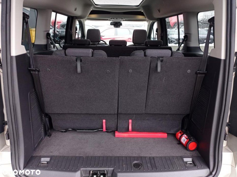 Ford Tourneo Connect - 19