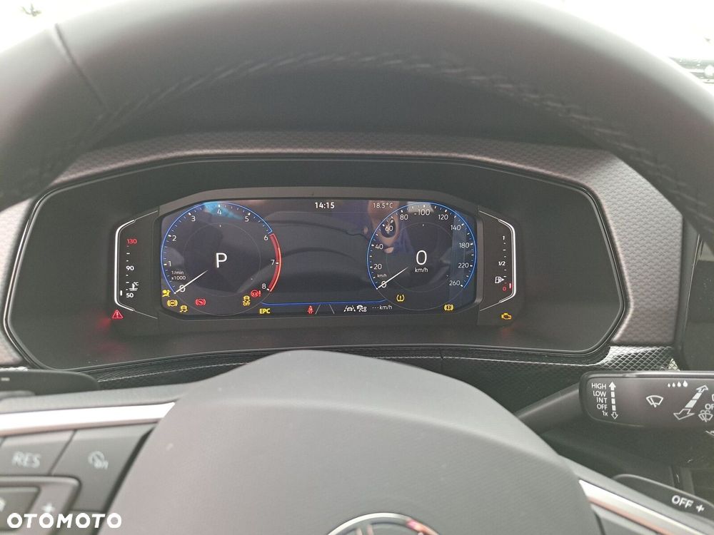 Volkswagen T-Cross - 15