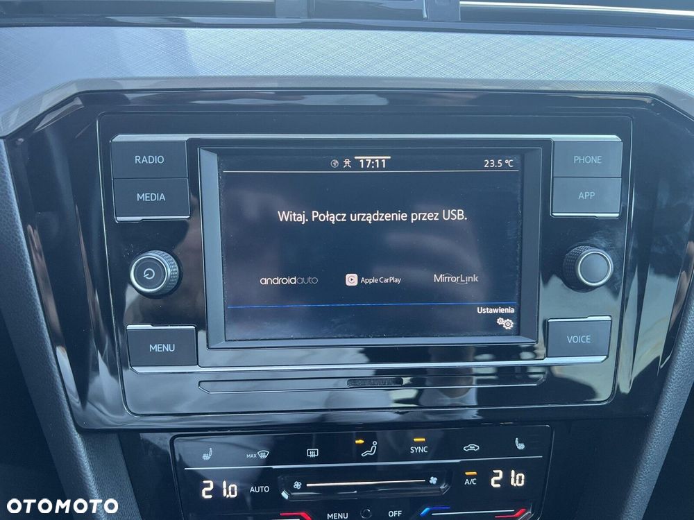 Volkswagen Passat - 14