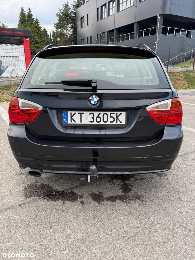 BMW Seria 3 320d DPF - 12