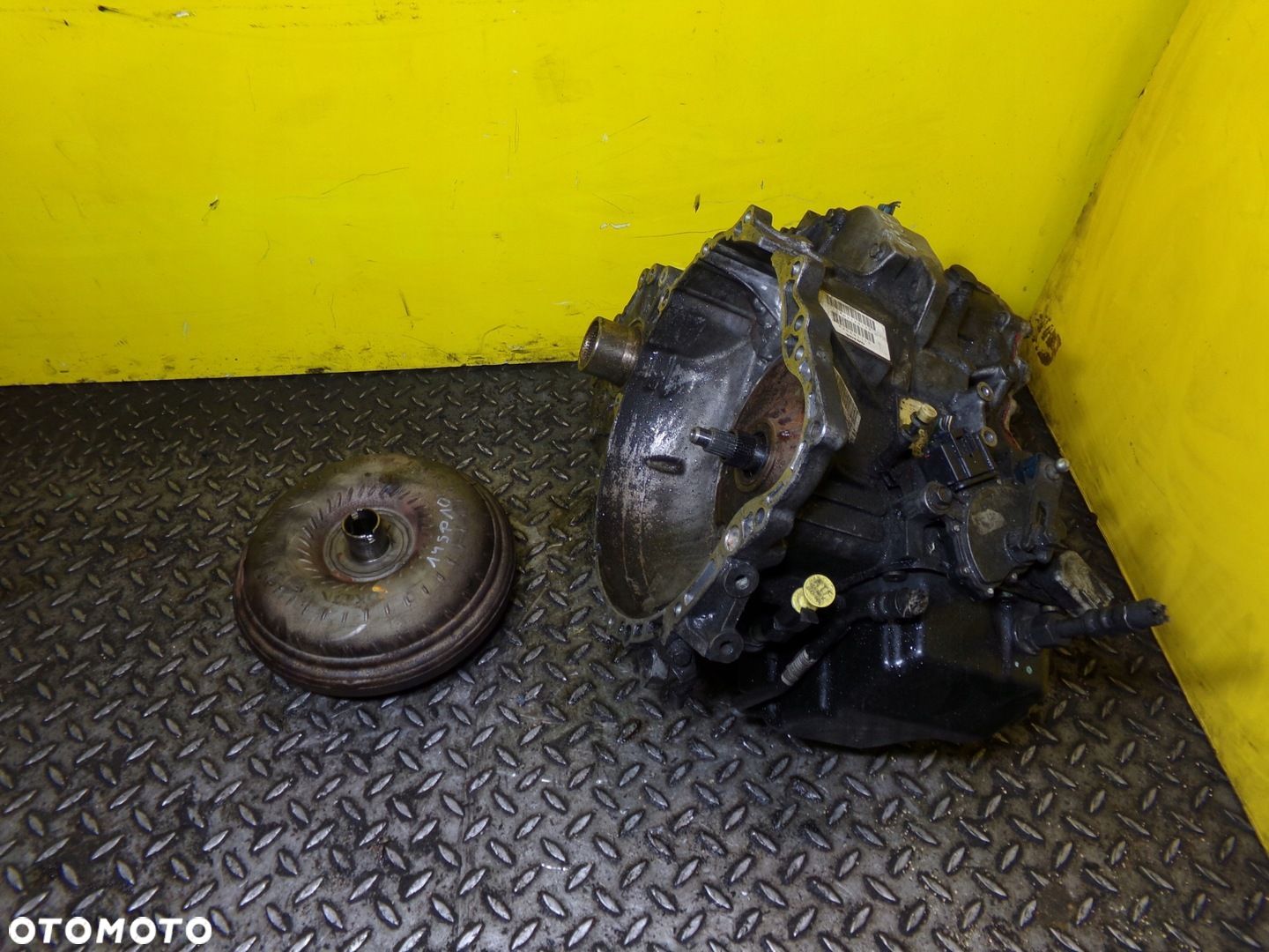 VOLVO XC90 2.5 T 06r 209KM skrzynia biegow AUTOMAT 4x4 30681175 55-51SN - 1