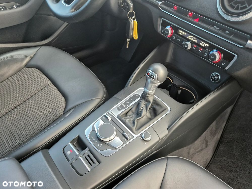 Audi A3 Sportback 1.6 TDI Sport S tronic - 18