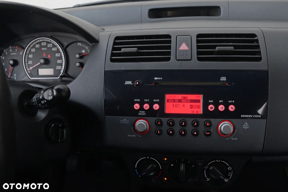 Suzuki Swift 1.3 Comfort+ - 31