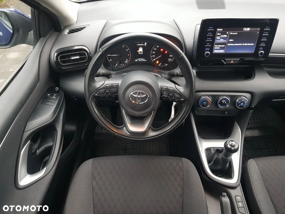 Toyota Yaris 1.5 Comfort - 12