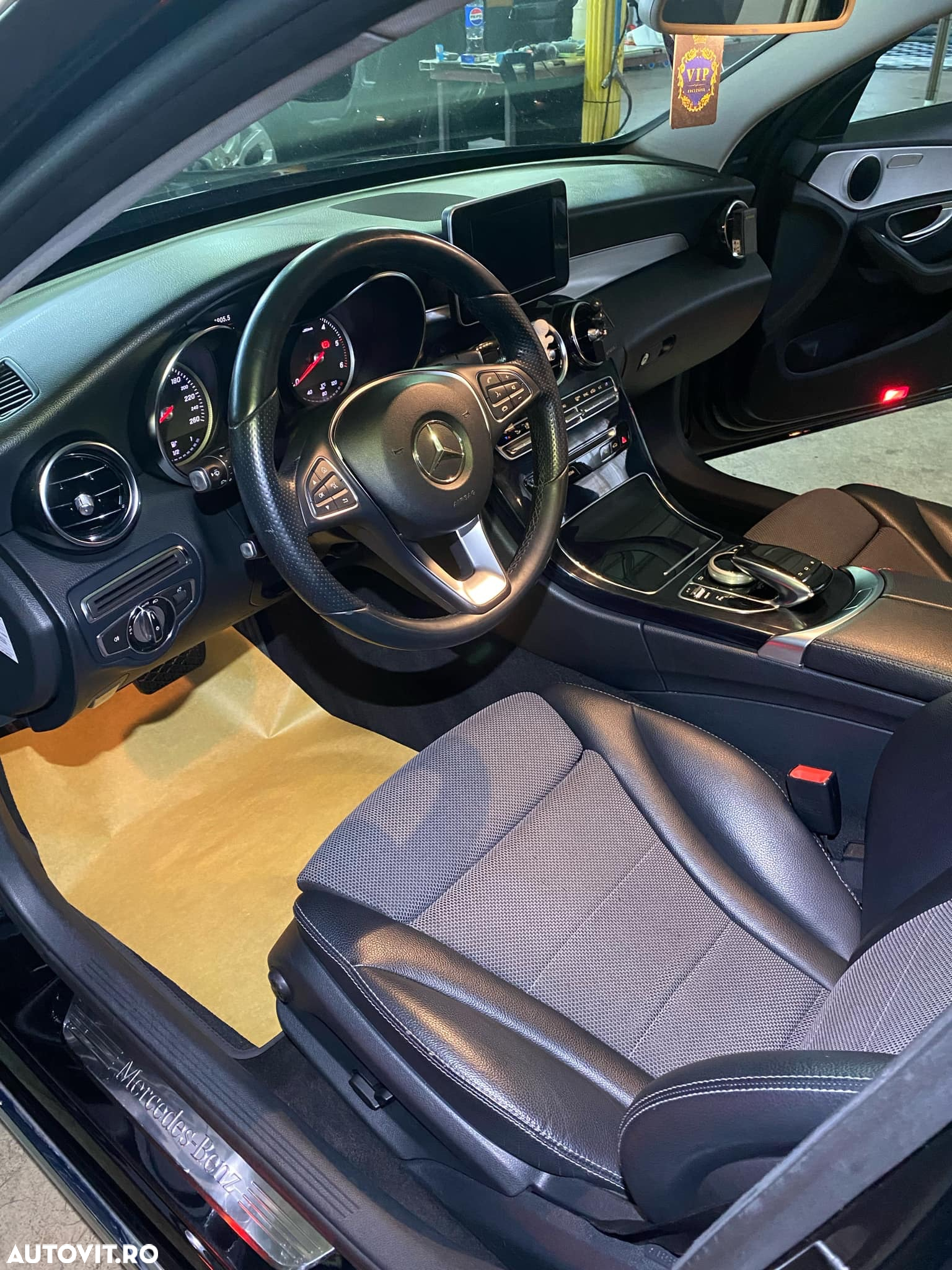 Mercedes-Benz C 220 d 4MATIC Aut. - 9
