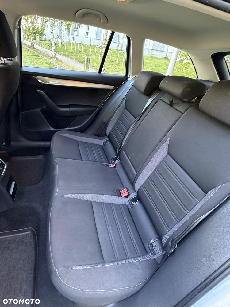 Skoda Octavia 1.5 TSI ACT Ambition - 23
