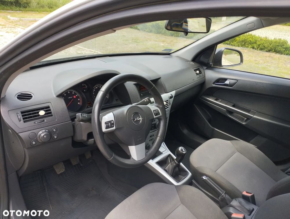 Opel Astra 1.4 Essentia - 20