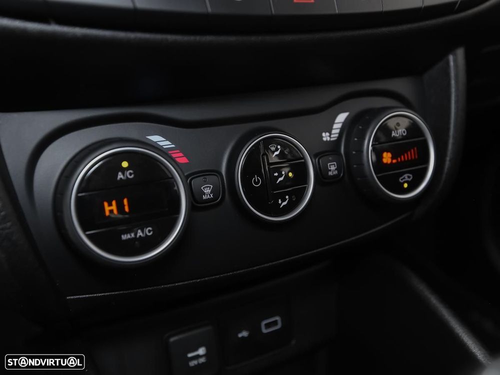 Fiat Tipo Station Wagon 1.3 M-Jet Lounge - 17