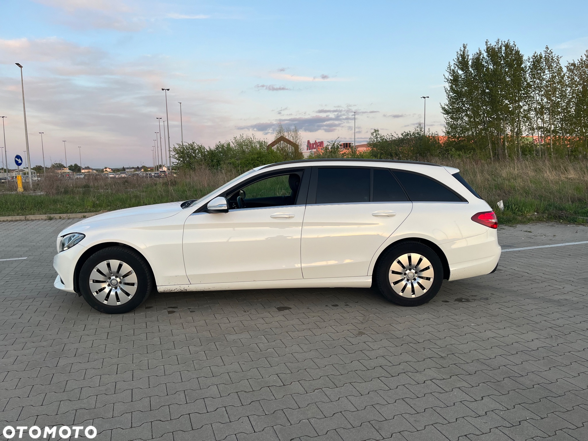 Mercedes-Benz Klasa C 180 (BlueTEC) d T - 4