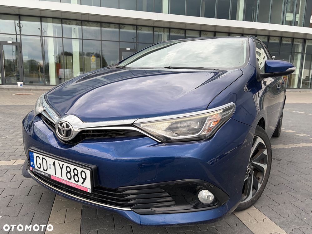 Toyota Auris 1.6 D-4D Comfort - 1