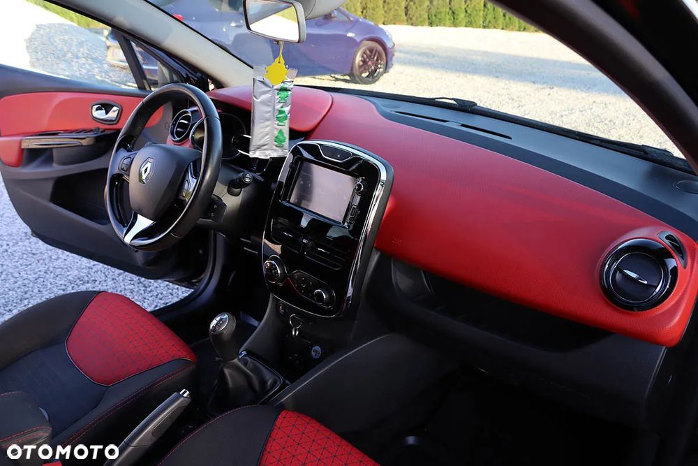Renault Clio (Energy) TCe 90 Bose Edition - 21