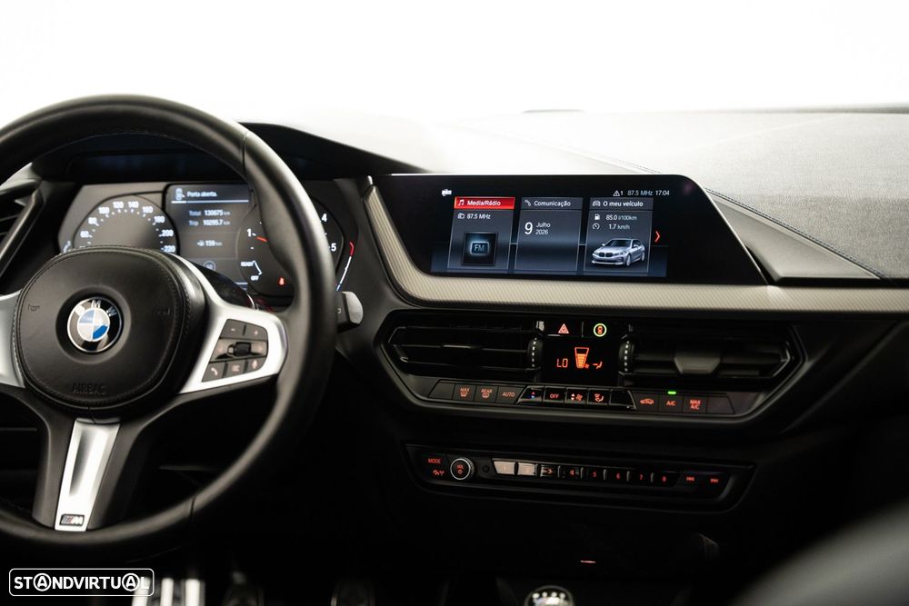 BMW 116 d Corporate Edition M — fotografia 9
