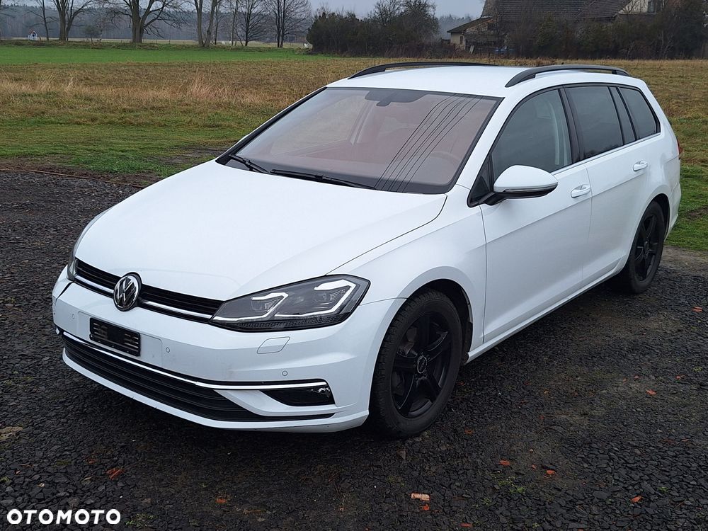 Volkswagen Golf Variant ver-1-5-tsi-act-bluemotion-technology-dsg-highline - 4