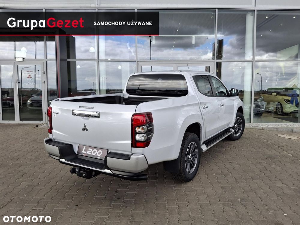 Mitsubishi L200 - 7