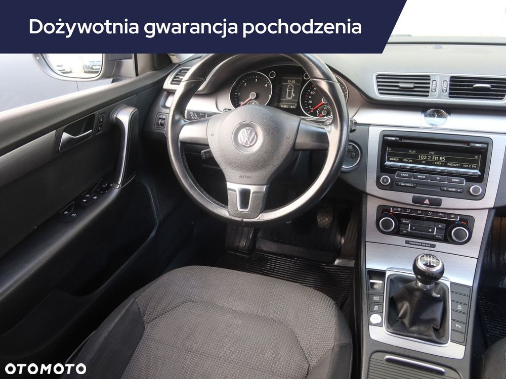 Volkswagen Passat Variant - 9