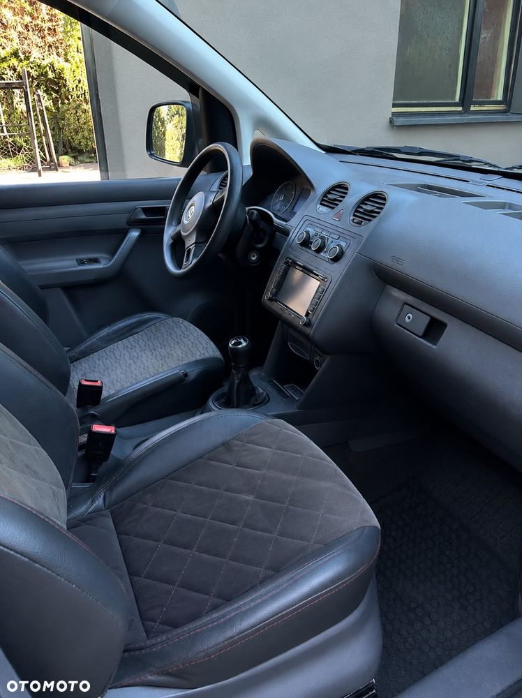 Volkswagen Caddy - 4