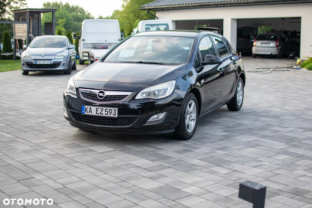 Opel Astra - 25