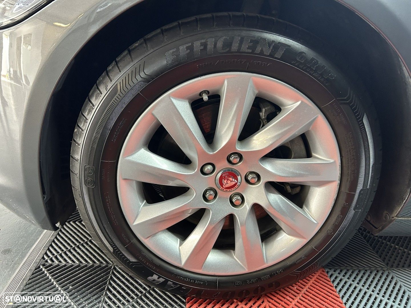 Jaguar XF 2.0 D Prestige Aut. - 17