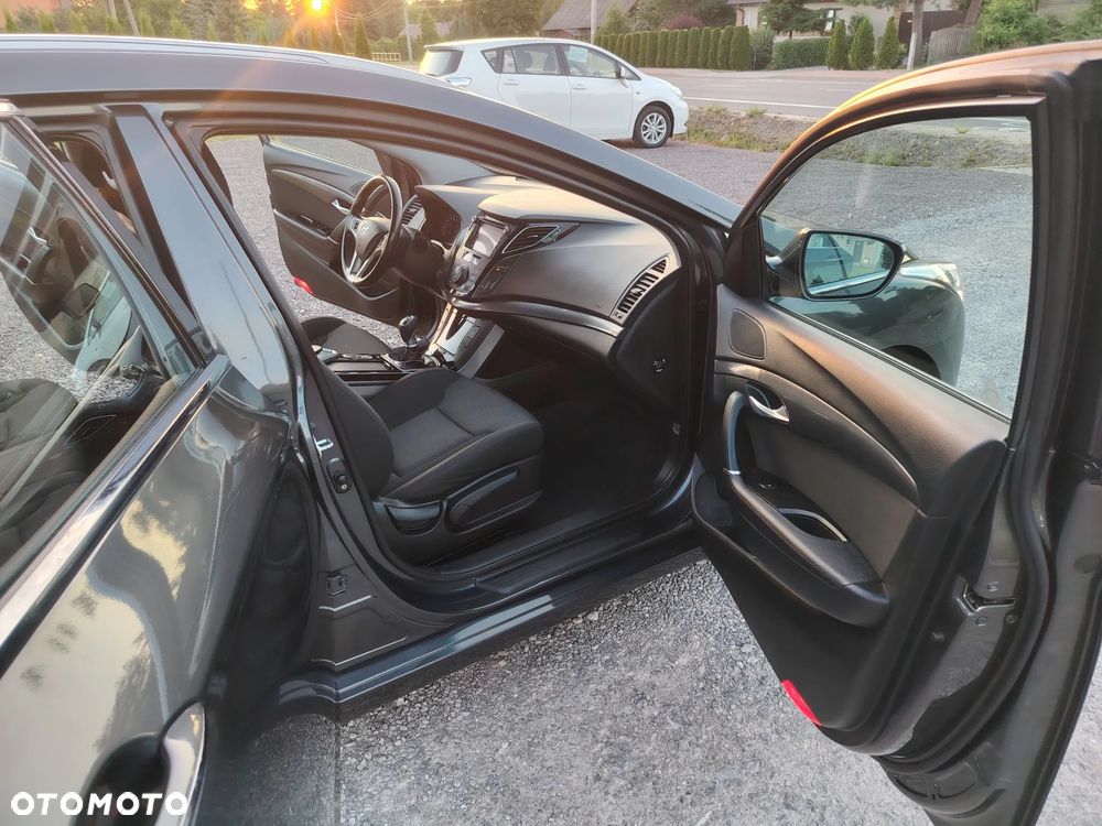 Hyundai i40 Kombi 1.6 Trend - 16