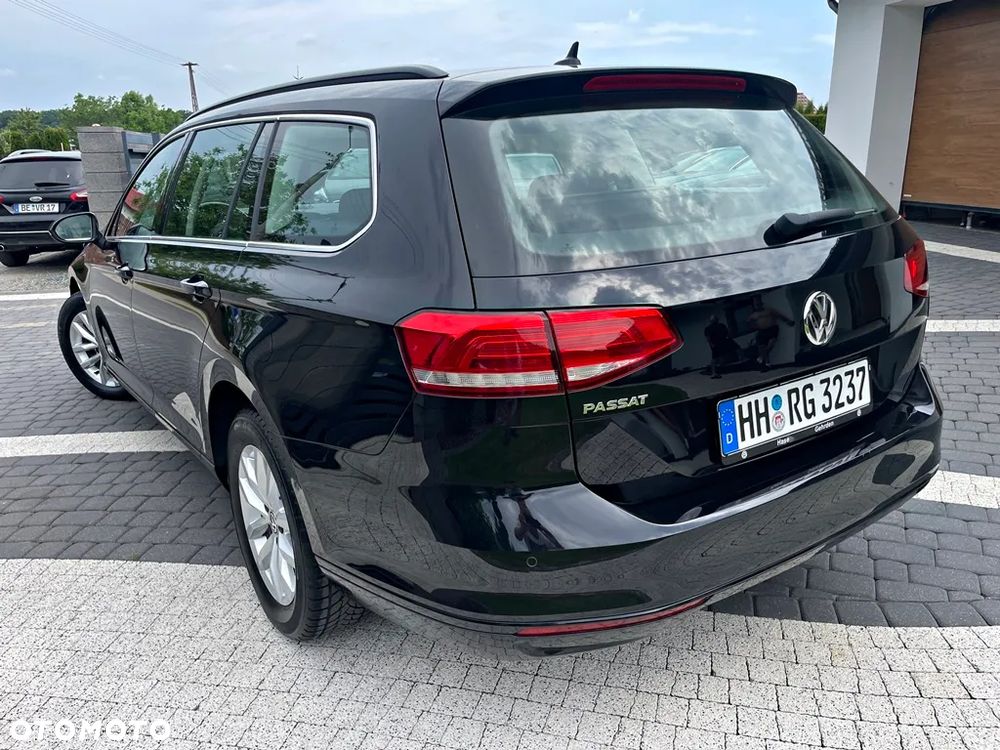 Volkswagen Passat ver-variant-1-5-tsi-opf-dsg-comfortline - 12