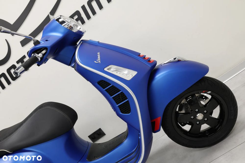 Vespa GTS - 20