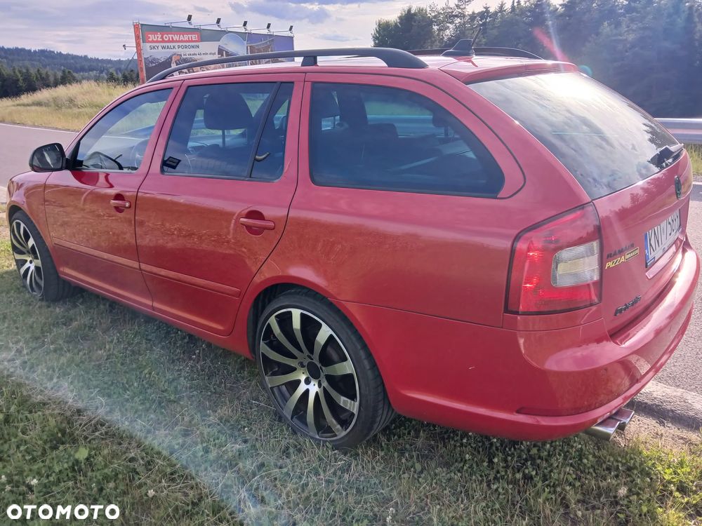 Skoda Octavia 2.0 TDI DPF RS DSG - 8