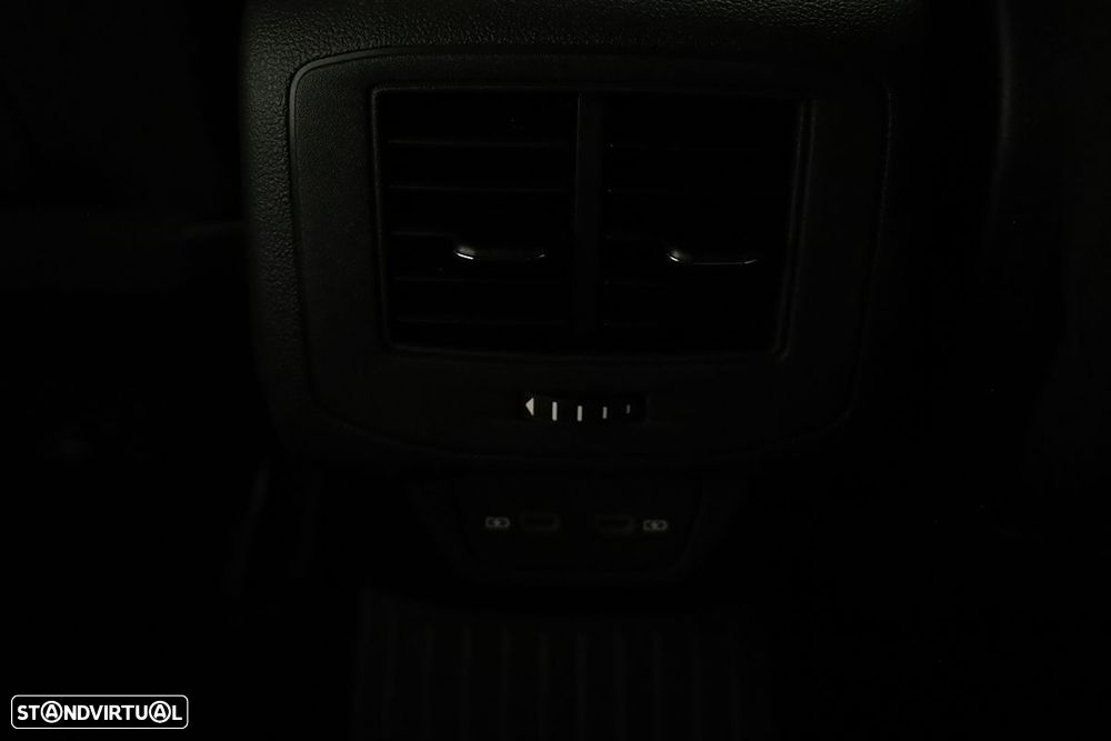 VW T-Roc 1.0 TSI Black Style - 22