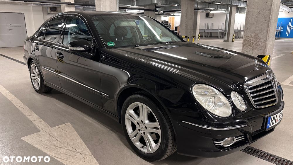 Mercedes-Benz Klasa E 350 4Matic Avantgarde Sport Edition - 6