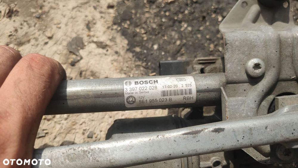 MECHANIZM WYCIERACZEK PRZÓD SKODA OCTAVIA III EU - 2