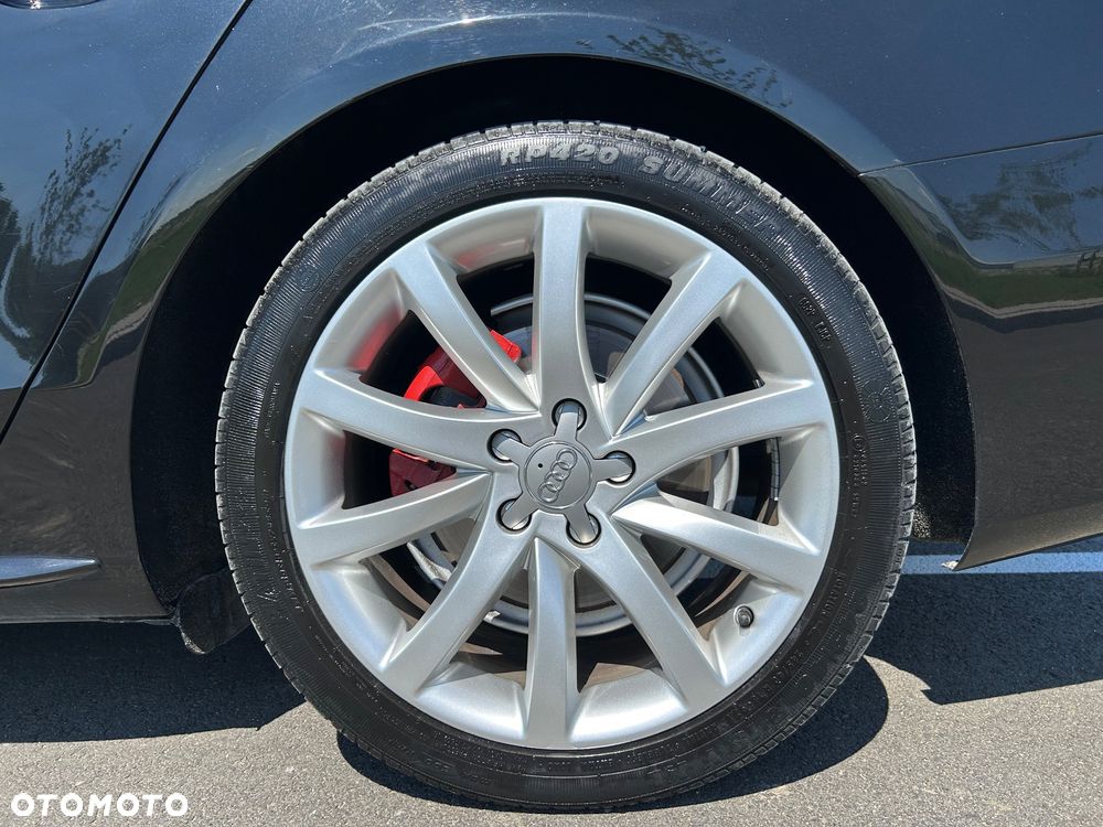 Audi A4 Avant 2.0 TDI clean diesel Quattro S tronic - 9
