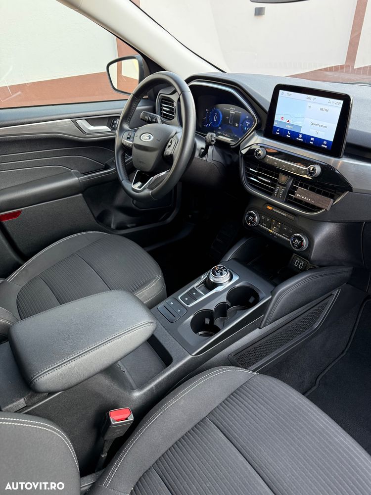 Ford Kuga 2.5 Duratec FHEV TITANIUM - 18