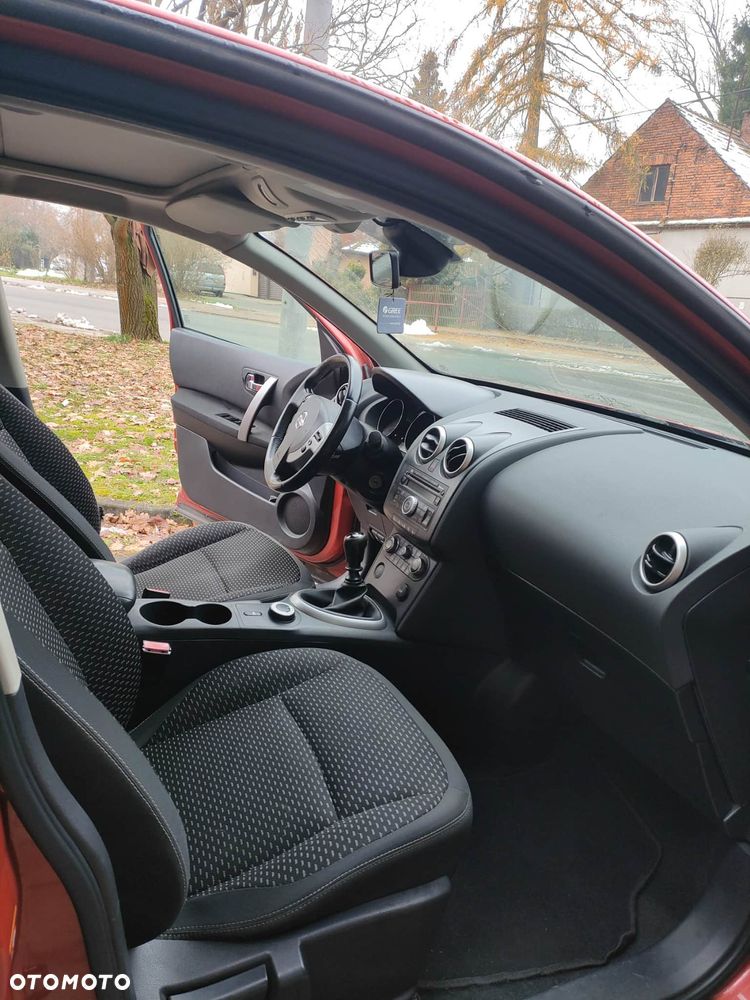 Nissan Qashqai - 10