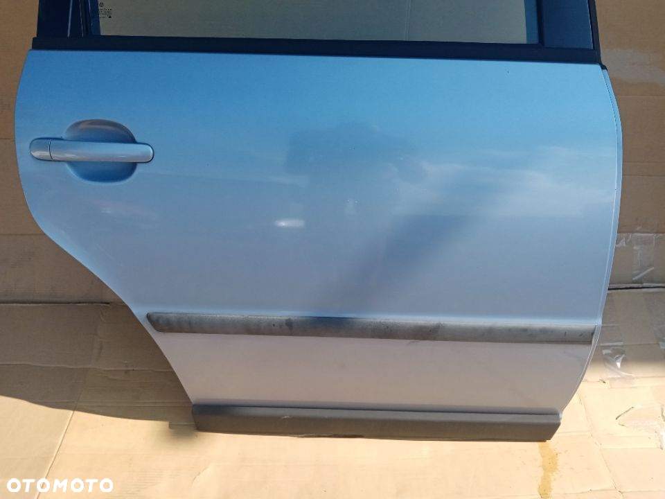 Drzwi Prawy Tyl vw Passat B5 Kombi  LL5Y - 2