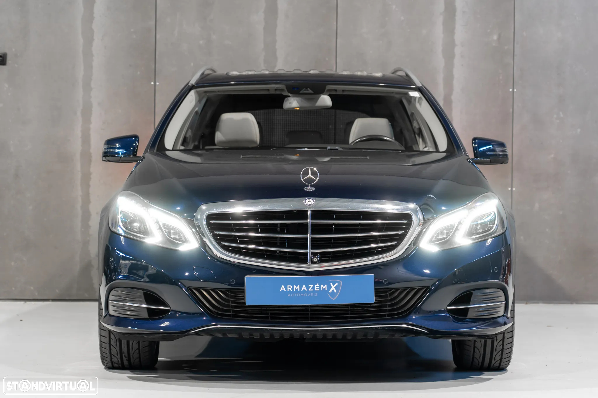 Mercedes-Benz E 300 Bluetec Hybrid Avantgarde - 3