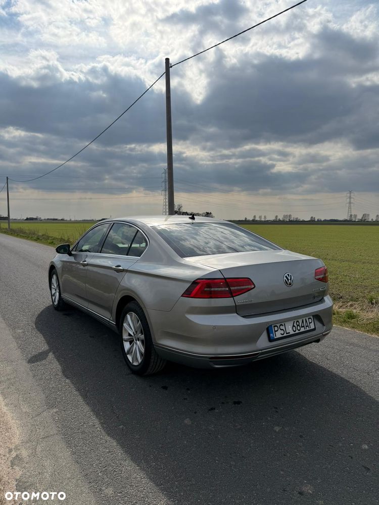 Volkswagen Passat 2.0 TDI (BlueMotion Technology) Comfortline - 6