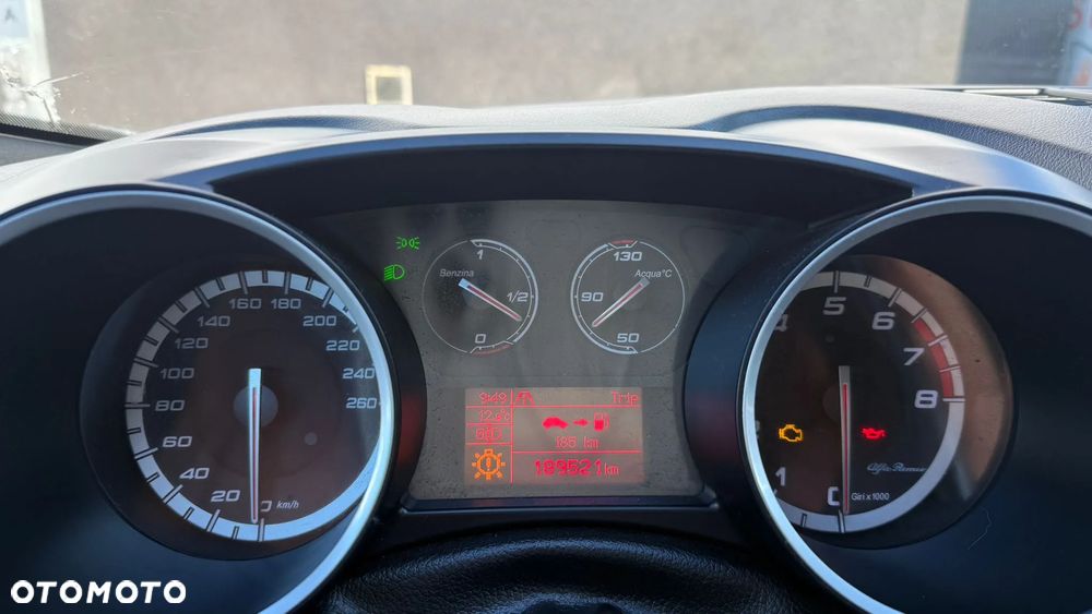 Alfa Romeo Giulietta 1750 TBi Quadrifoglio Verde - 8